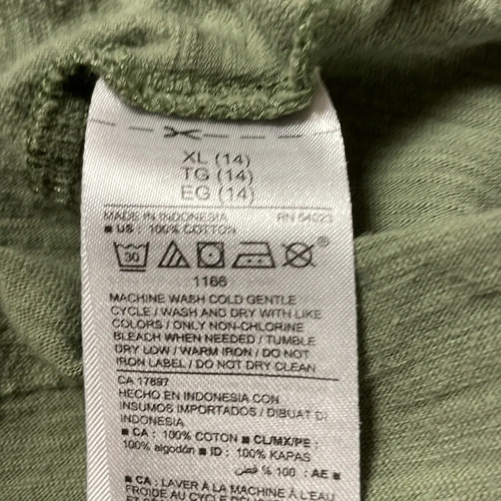 Old Navy 3/4 Sleeve Tee with ruffle, XL 14, 100% cotton, olive green